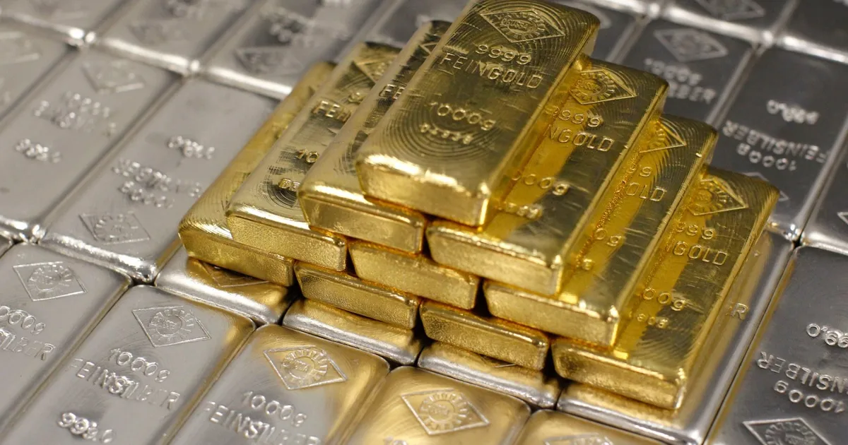 الذهب يرتد فوق 4 آلاف دولار مع تراجع توقعات رفع الفائدة الأميركية