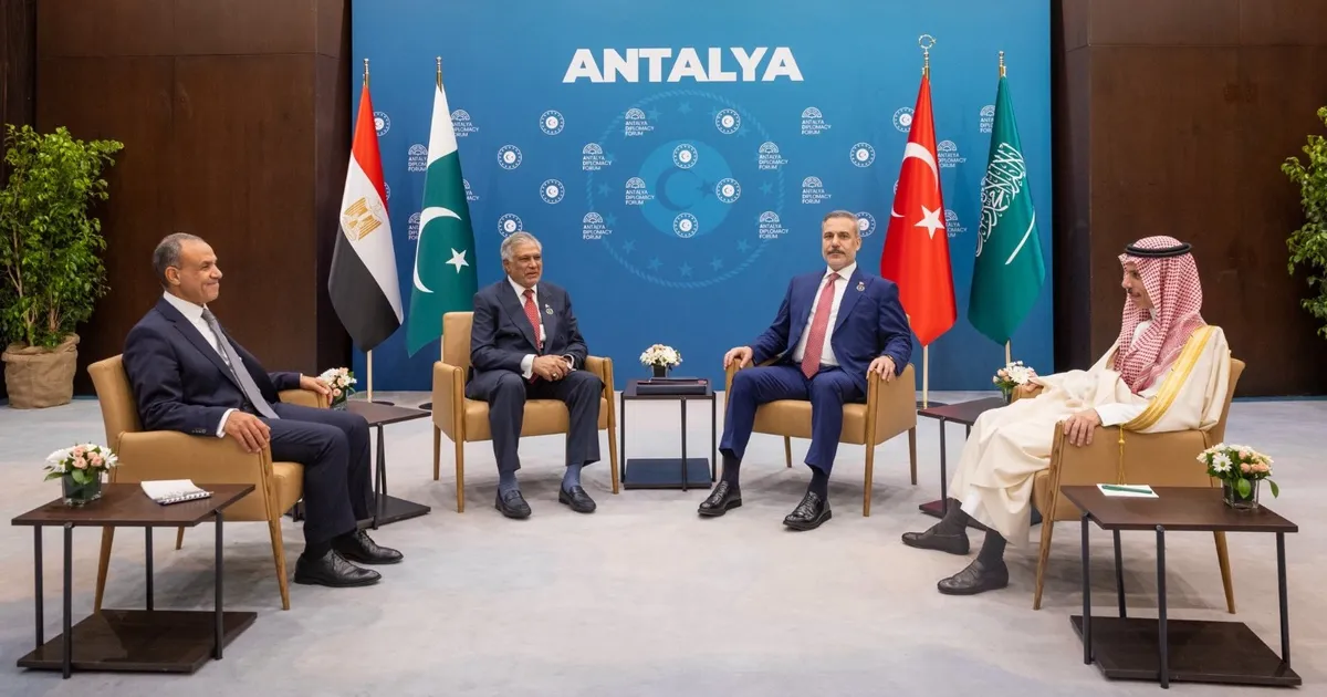 تطورات إيران محور مباحثات سعودية مصرية تركية باكستانية في أنطاليا