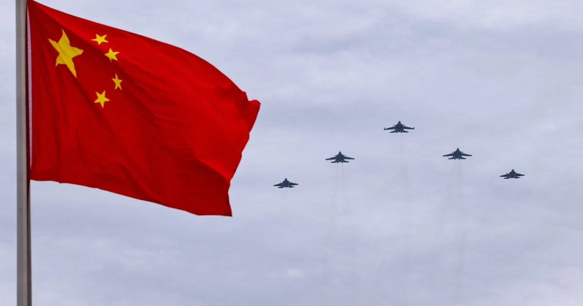 في سيناريو الحرب.. مقاتلة J-20S الصينية قد تهدد الهيمنة الجوية الأميركية