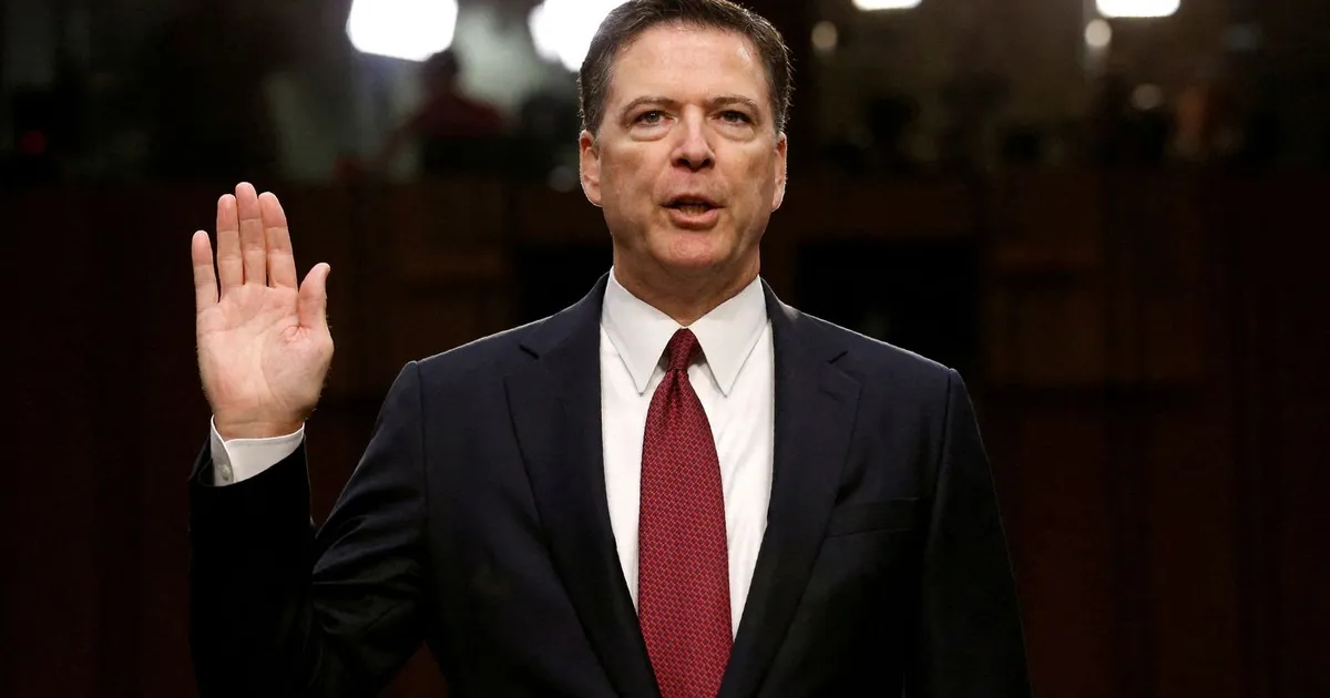 بعد توجيه اتهامات جنائية لكومي.. كيف نشأ العداء بين ترمب ومدير FBI السابق؟