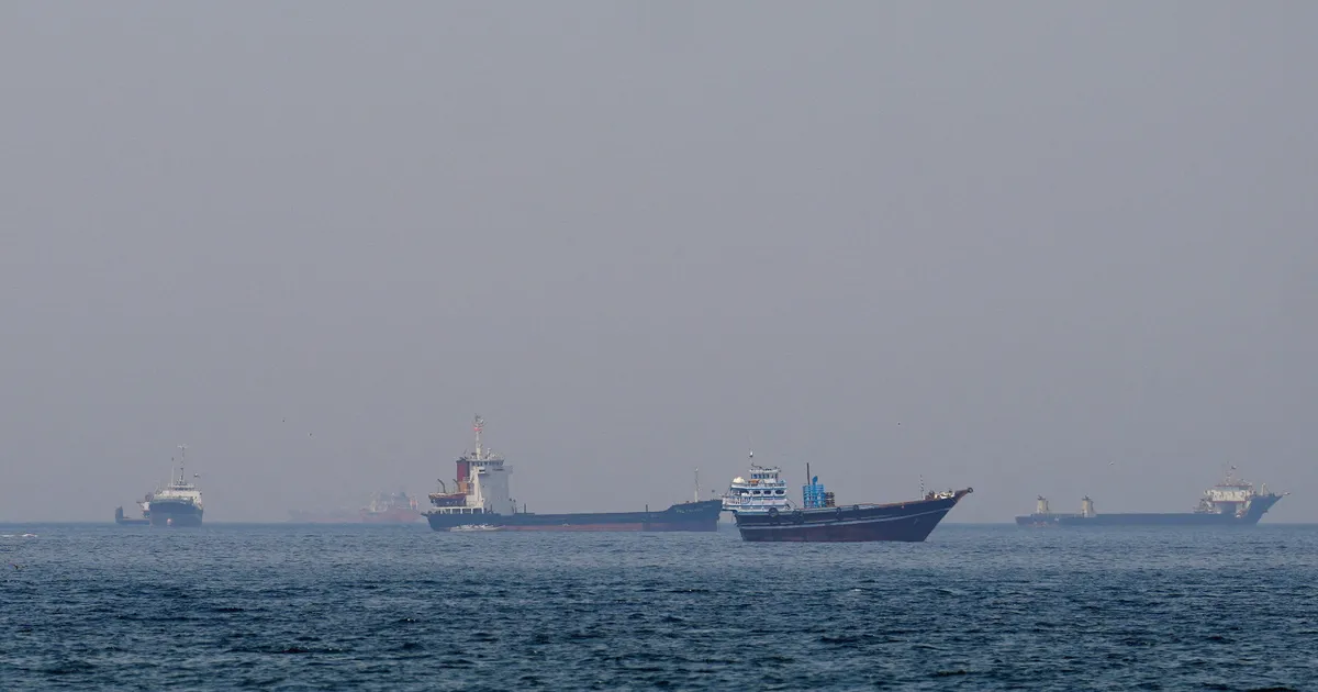 محادثات عسكرية.. أكثر من 30 دولة تبحث في لندن خطط إعادة فتح مضيق هرمز