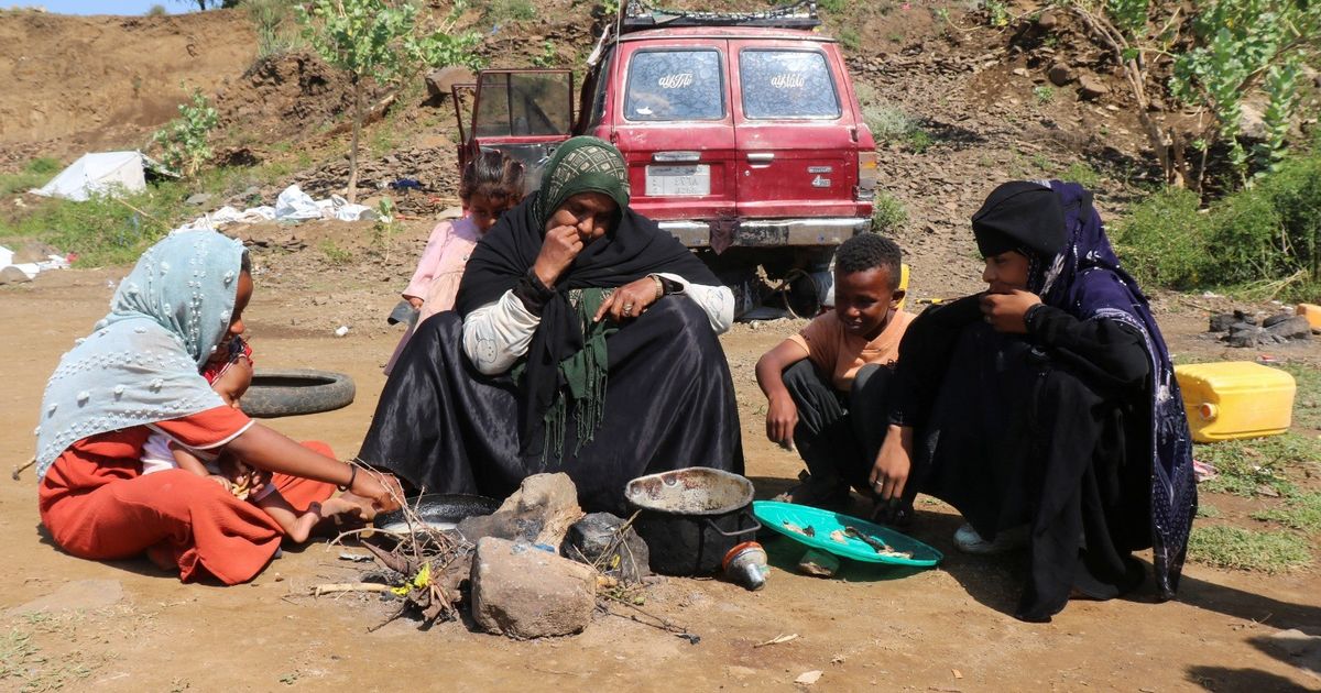 تصعيد عسكري في اليمن ونحو ربع مليون نازح جراء المواجهات