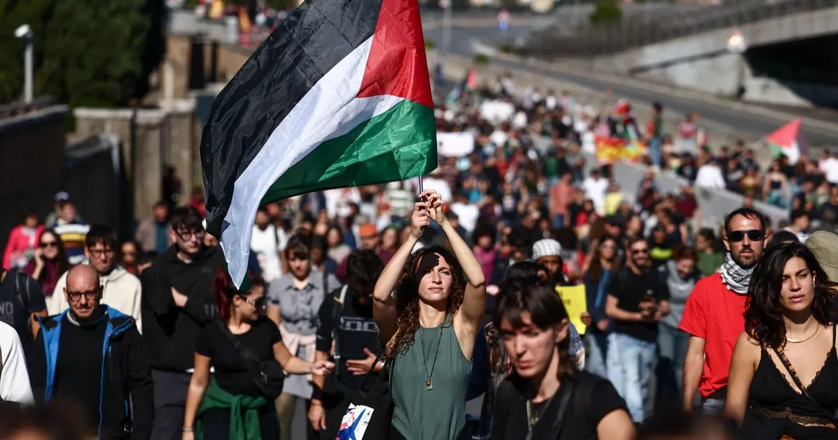 إيطاليا.. مظاهرات مليونية لدعم غزة وضغوط على ميلوني للاعتراف بدولة فلسطين
