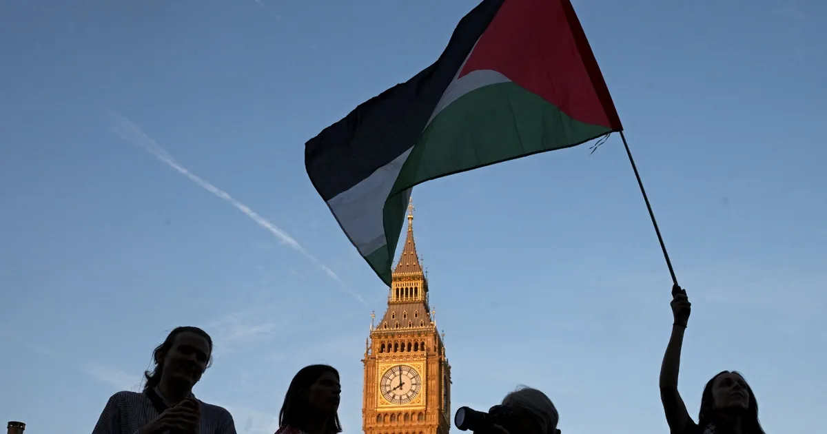 "تحول كبير".. ستارمر يعلن اعتراف بريطانيا بدولة فلسطين الأحد