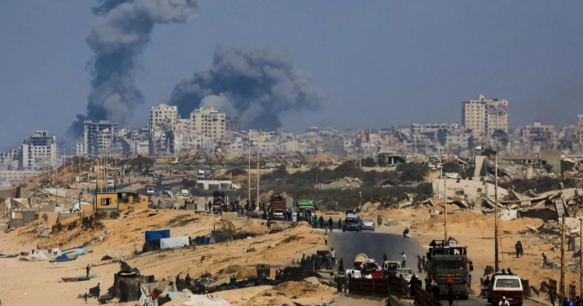 خطة ترمب لوقف حرب غزة.. قبول فلسطيني رغم مخاوف من "ثغرات"