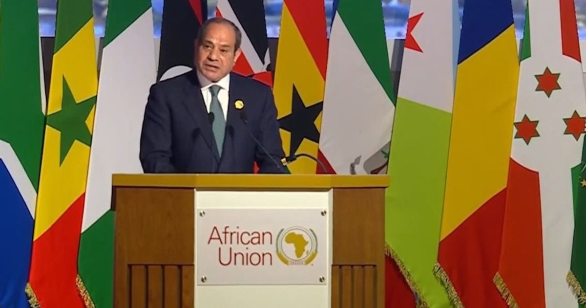 السيسي: إدارة الأنهار يجب أن تستند للقانون.. وندعو لسلام يحمي التنمية