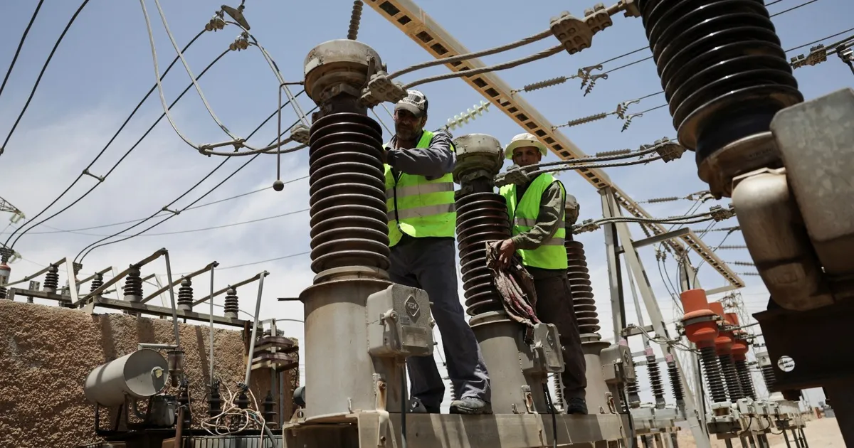 سوريا توقّع اتفاقيتين مع شركتين سعوديتين لتطوير قطاع الكهرباء