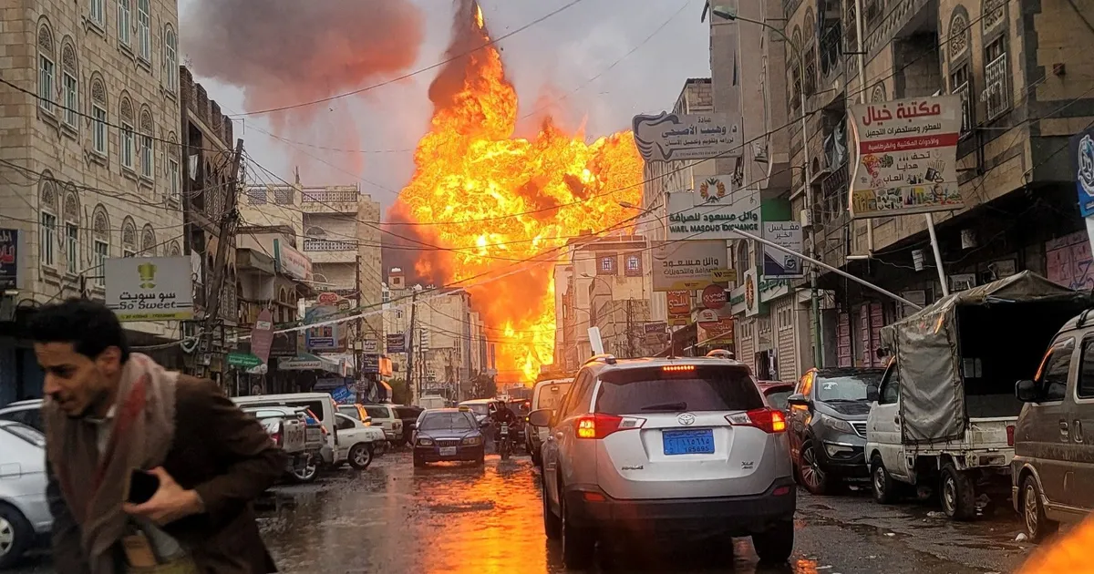 وسائل إعلام حوثية: إسرائيل تشن غارات جوية على صنعاء