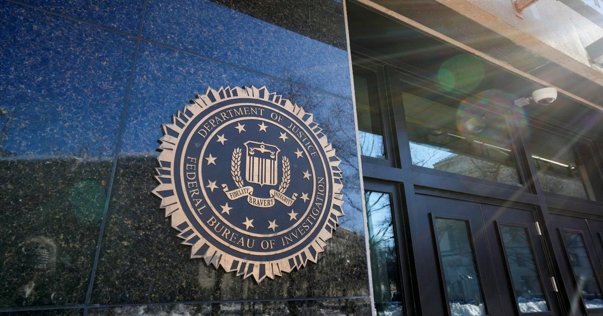 بعد اختراق FBI.. الأردن يعتقل عضواً بـ"شايني هانترز"