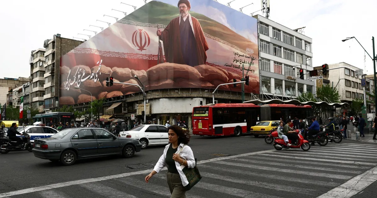 إيران تخفف قيود الإنترنت للشركات مع تجاوز انقطاع الخدمة يومه الـ60