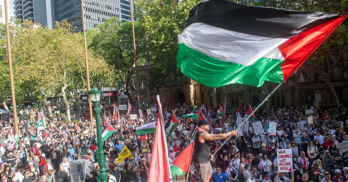 أستراليا.. الآلاف يحتجون على زيارة الرئيس الإسرائيلي