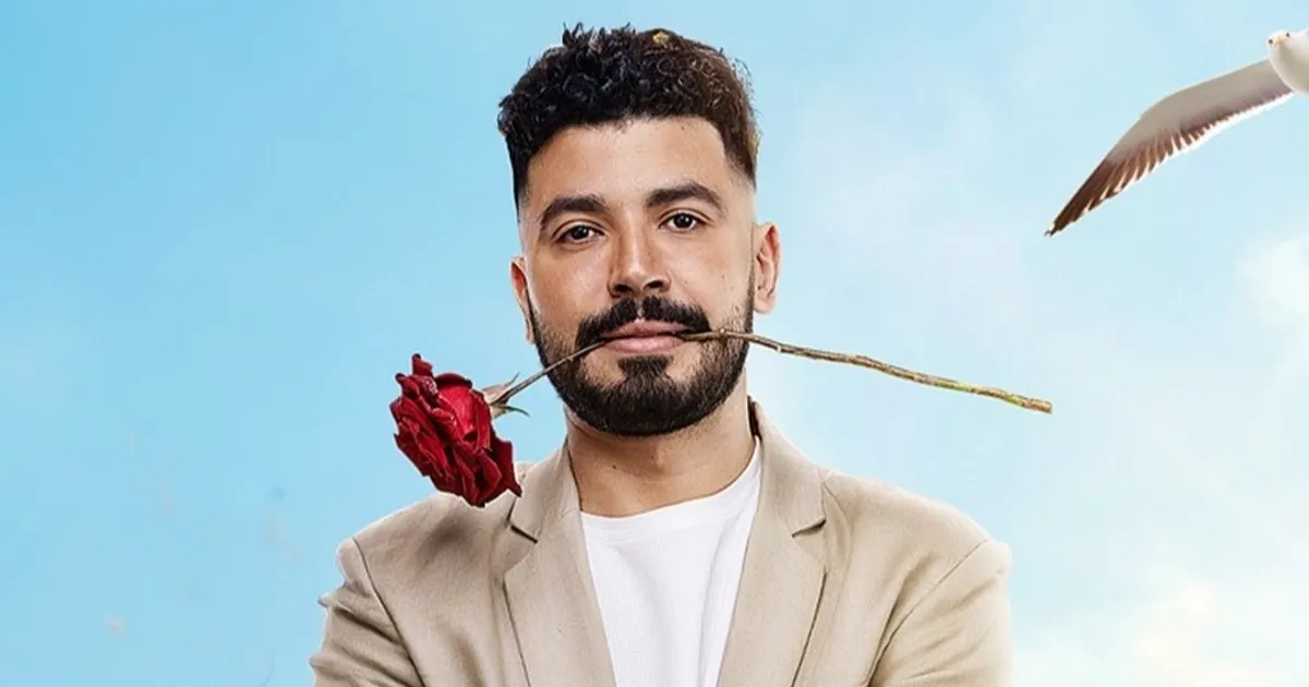 محمد أنور لـ