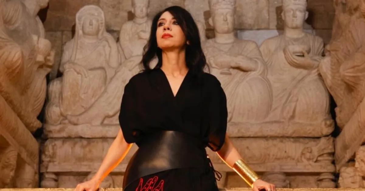 سارة شمة تمثل سوريا في بينالي البندقية 61