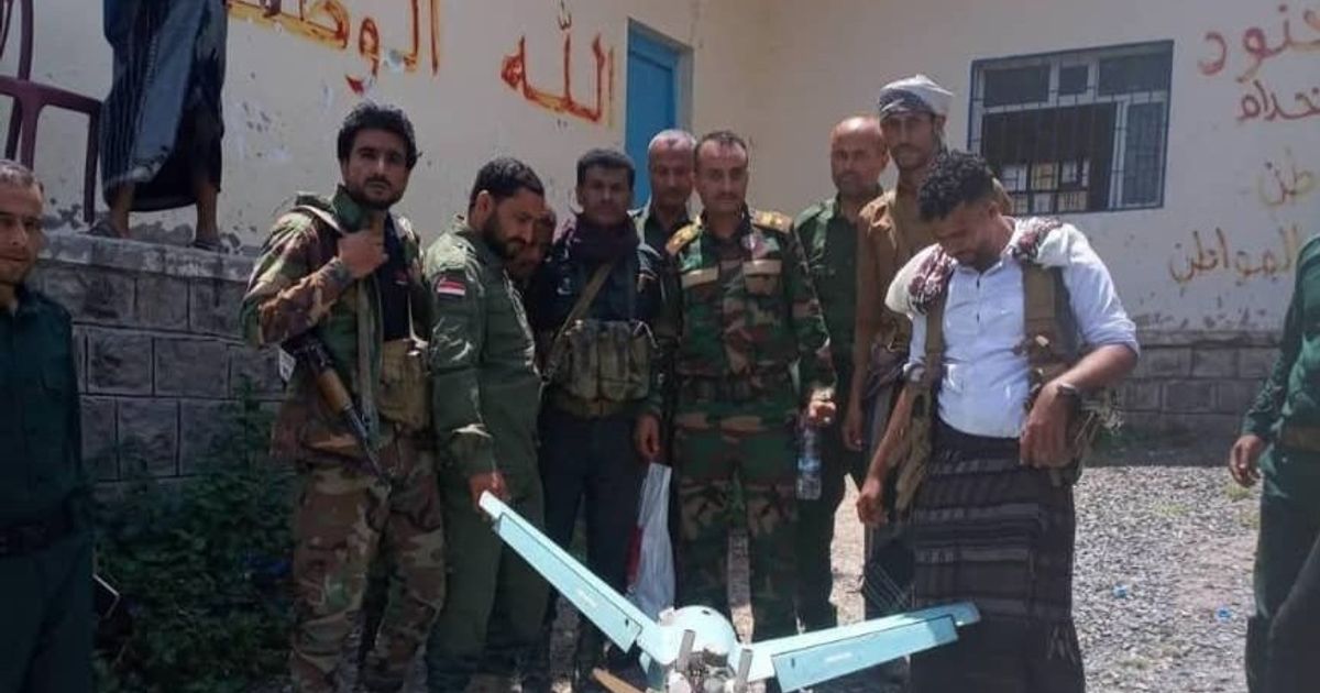 الجيش اليمني يعلن سقوط 4 خبراء إيرانيين في تشغيل المسيّرات بتعز