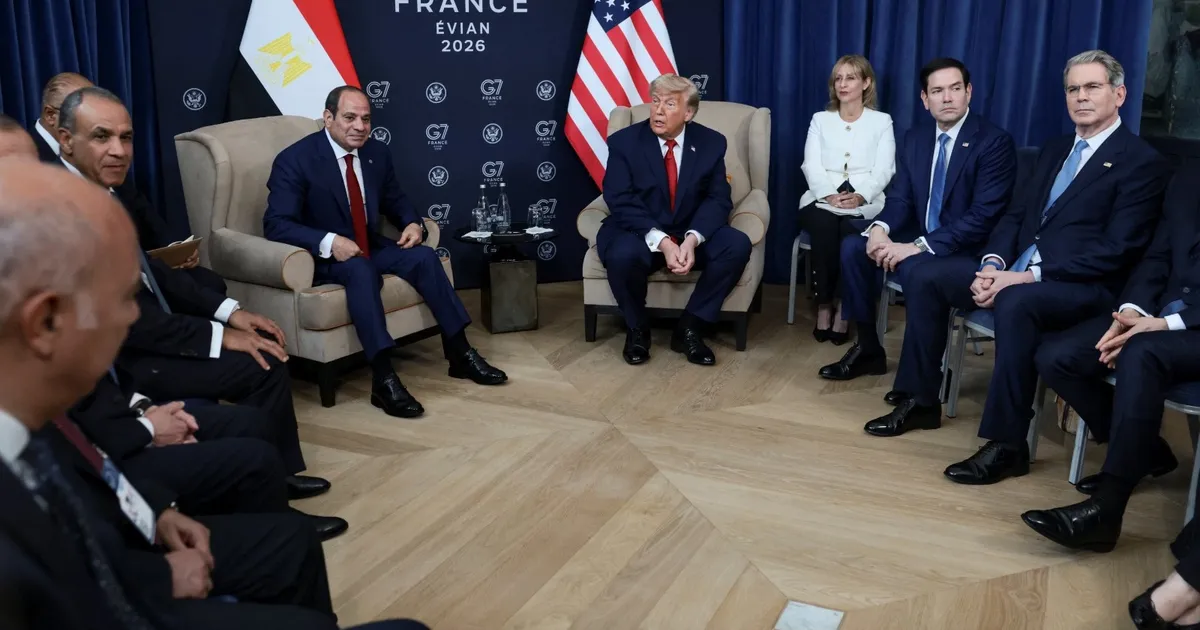 ترمب والسيسي يبحثان "سد النهضة" والتجارة على هامش قمة مجموعة السبع