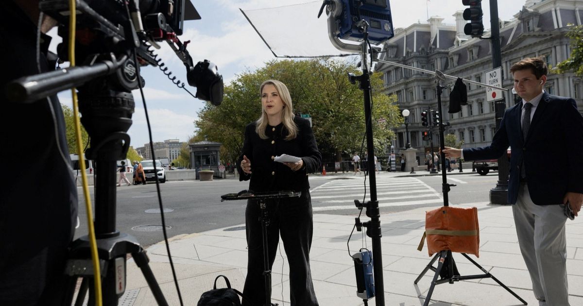CNN وMS NOW وبوليتيكو تقاضي إدارة ترمب بعد منعها من دخول البيت الأبيض