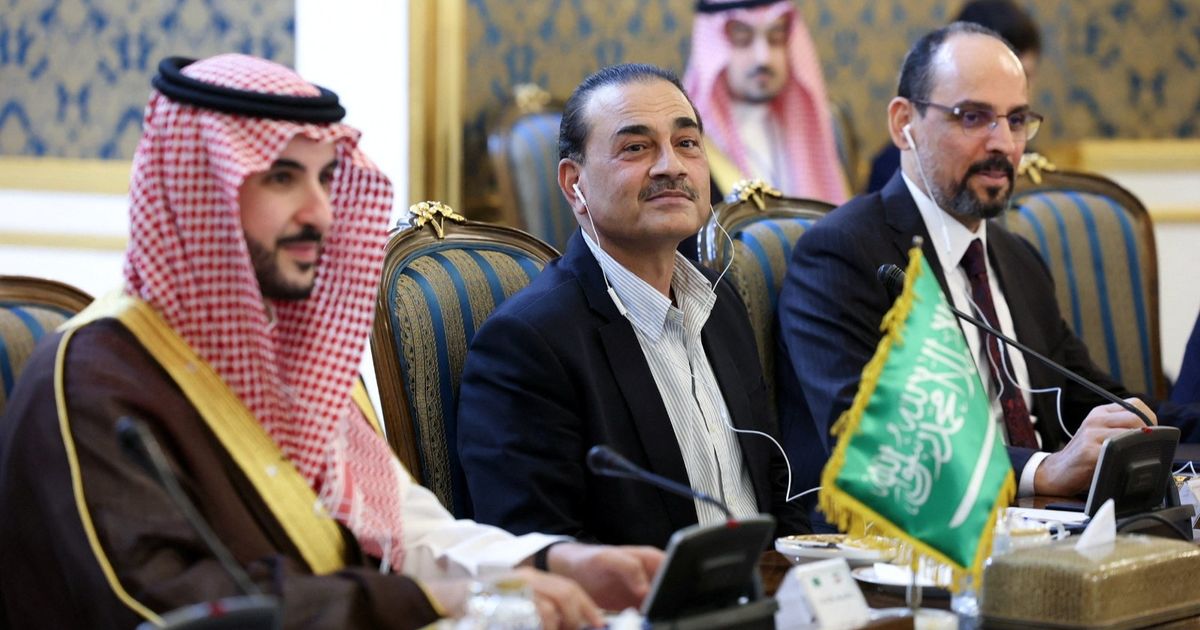 إيران وأميركا.. تحركات إقليمية لمنع تجدد الحرب