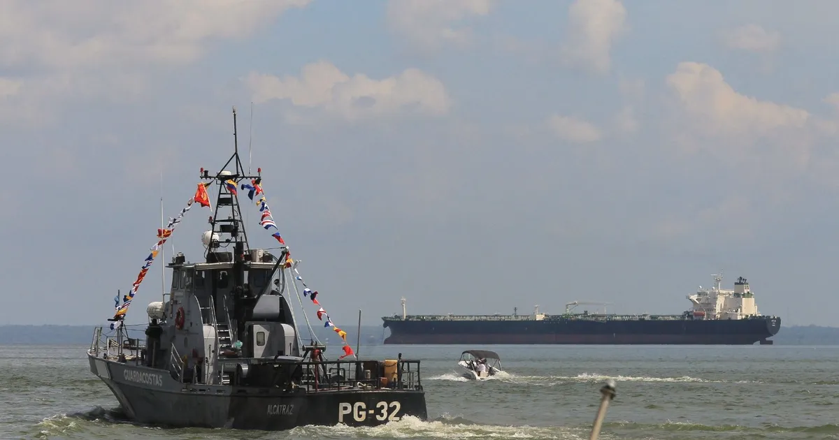 Washington envoie des navires militaires près des côtes du Venezuela… et Caracas dénonce