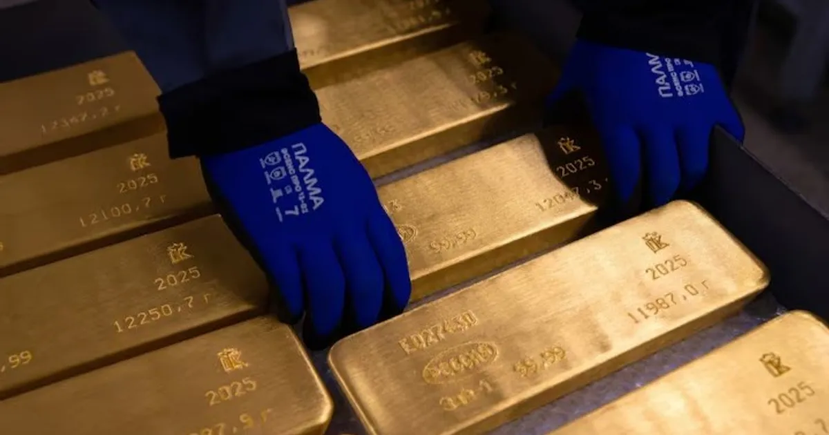 سعر الذهب دون 4 آلاف دولار ويقترب من أكبر خسارة شهرية منذ 2008