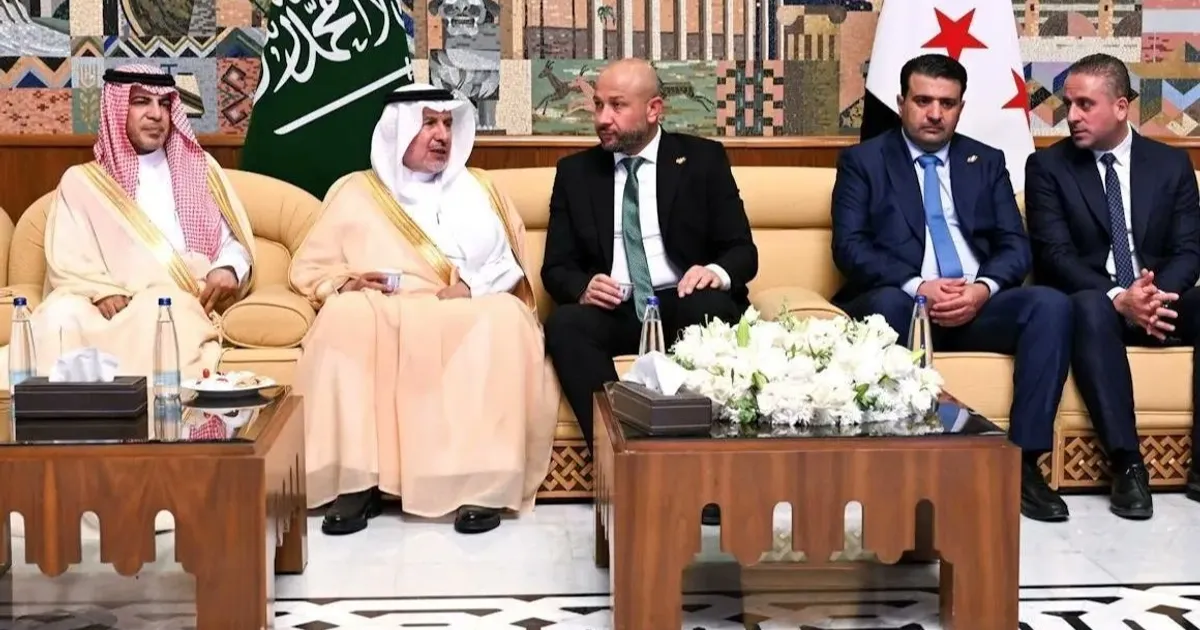 مركز الملك سلمان يدشن مشروعات إغاثية وطبية في سوريا.. والشرع: ركيزة في طريق التعافي