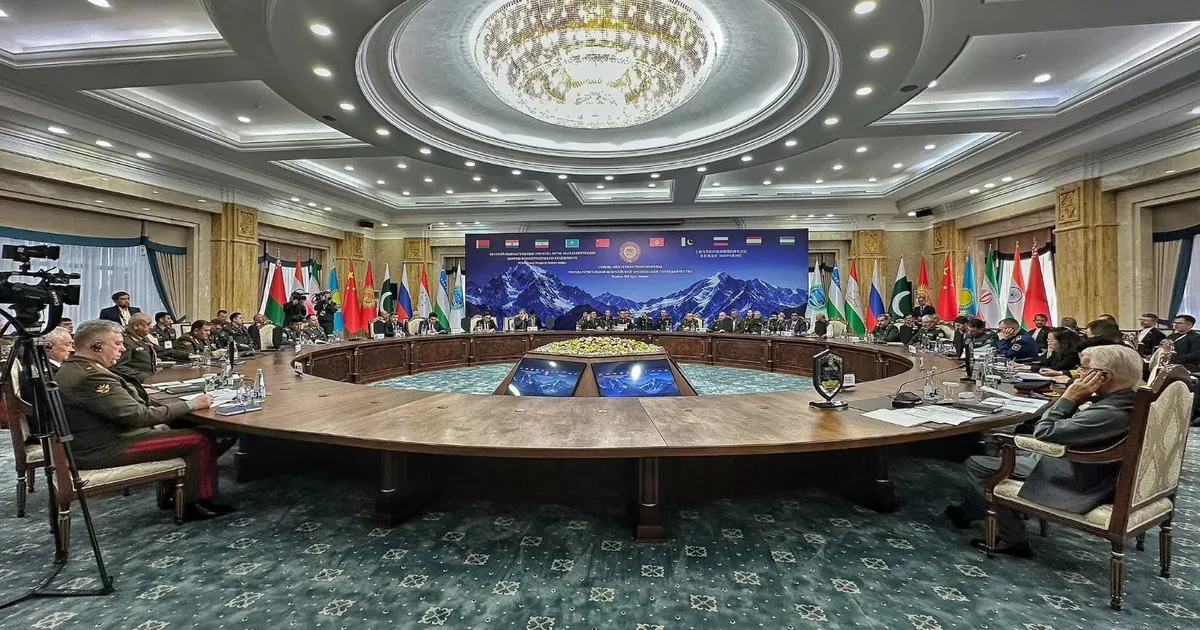 الصين تدفع لتعميق التعاون الدفاعي والأمني في منظمة شنغهاي