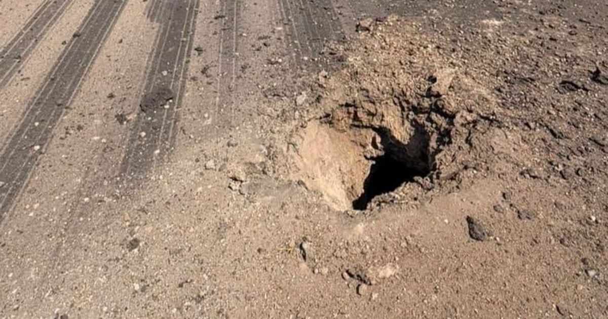 إصابات وأضرار مادية.. الحوثيون يستهدفون مطار عدن للمرة السادسة