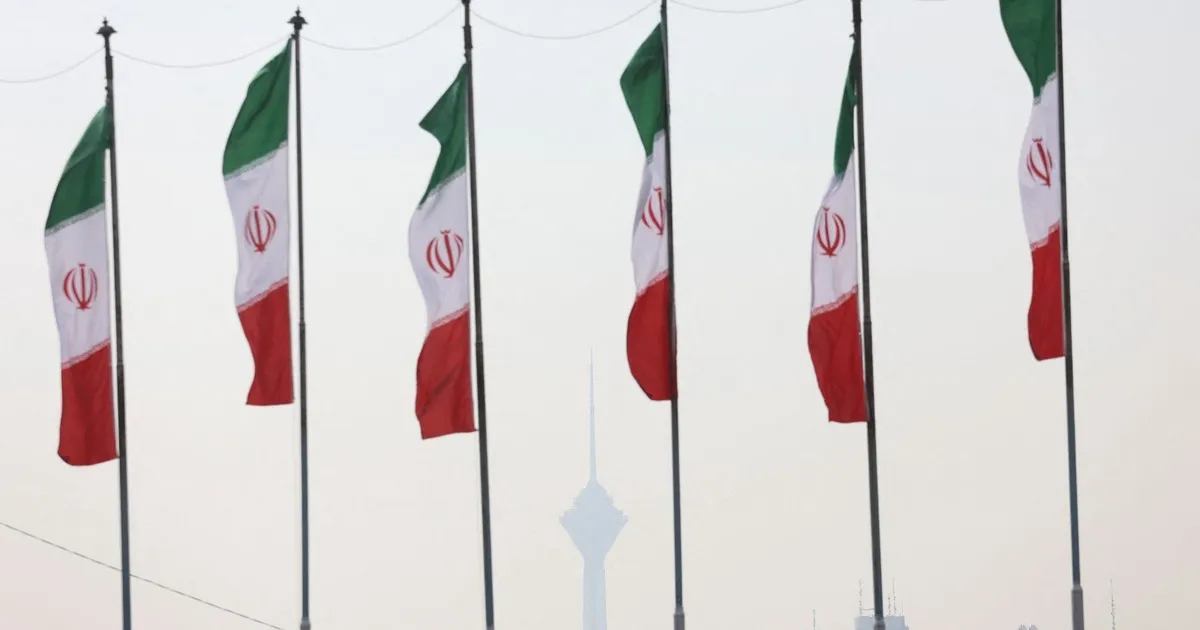 إيران: الترويكا الأوروبية تستغل "آلية الزناد" لفرض مطالب واشنطن