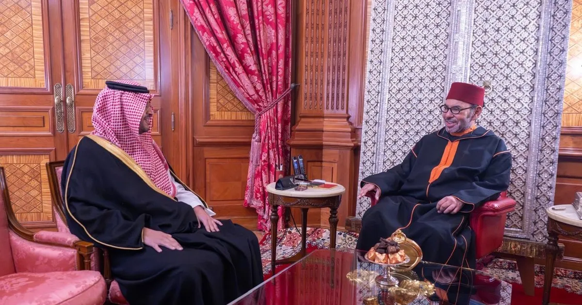 الملك سلمان وولي عهده يبعثان رسالة شفهية إلى ملك المغرب
