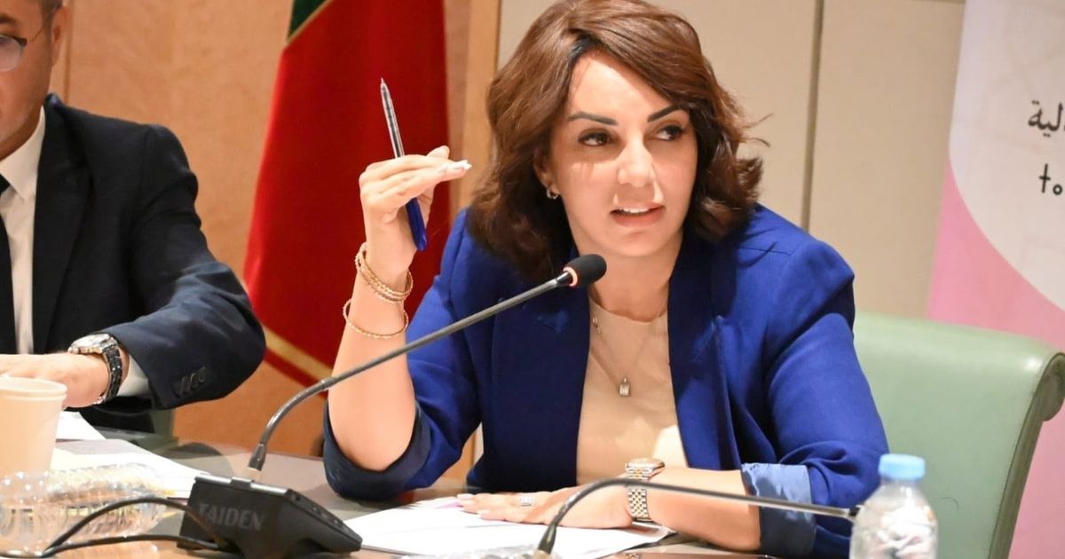 ما قصة إعفاء وزيرة مغربية بعد يومين من تعيينها؟