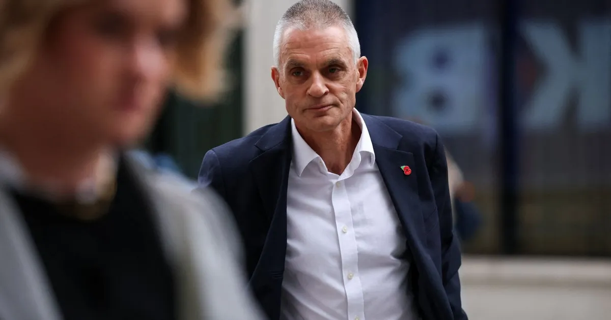 Le directeur démissionnaire de la BBC a déclaré à ses employés : Nous avons commis des erreurs qui nous ont coûté cher