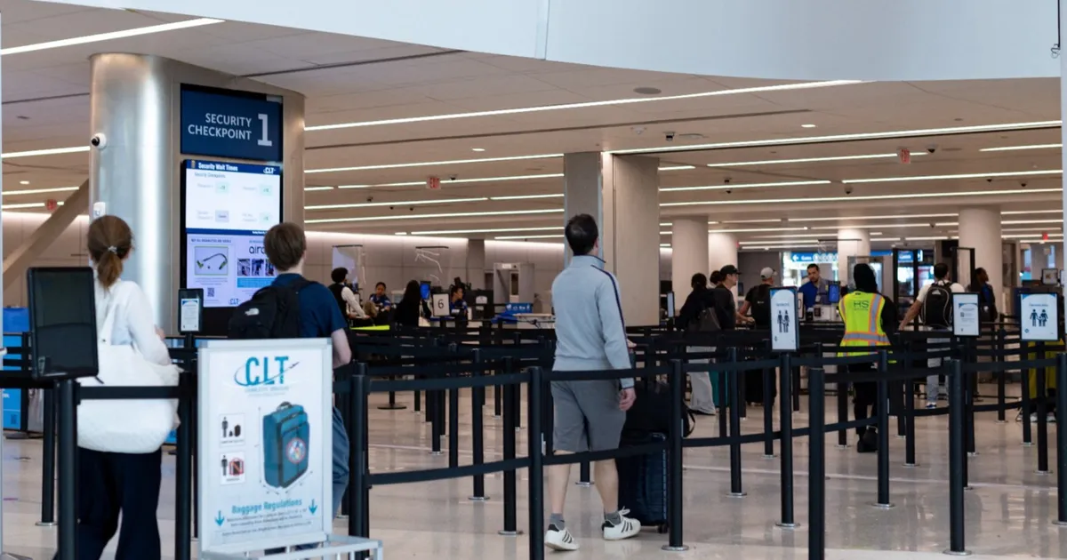 أميركا.. مخاوف بشأن نشر ضباط الهجرة بالمطارات بسبب إغلاق حكومي جزئي