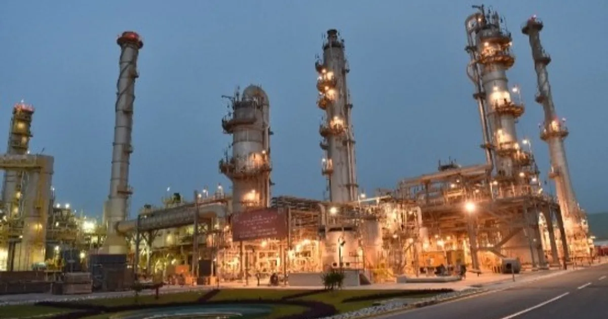 دول الخليج تتمسك بالتهدئة رغم تصاعد استهداف منشآته النفطية من جانب إيران.