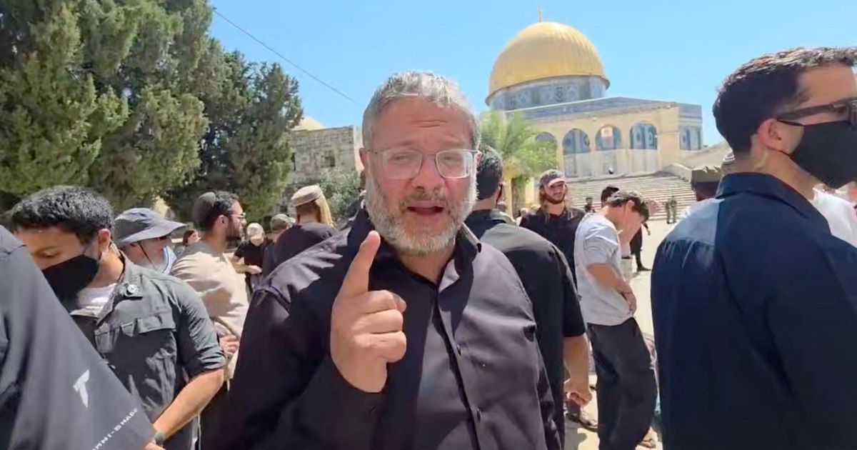 اقتحامات الأقصى تتصاعد.. كاتس وبن جفير في باحات المسجد