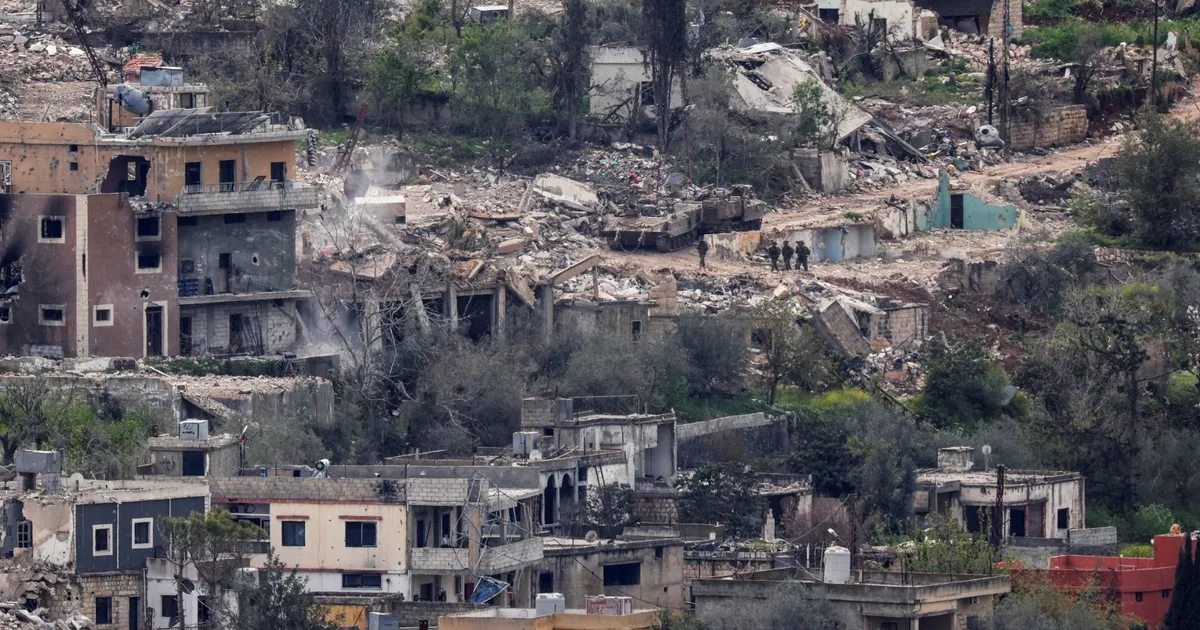 قانون لبناني يحظر أي تواصل مع إسرائيل.. تعرف على تفاصيله