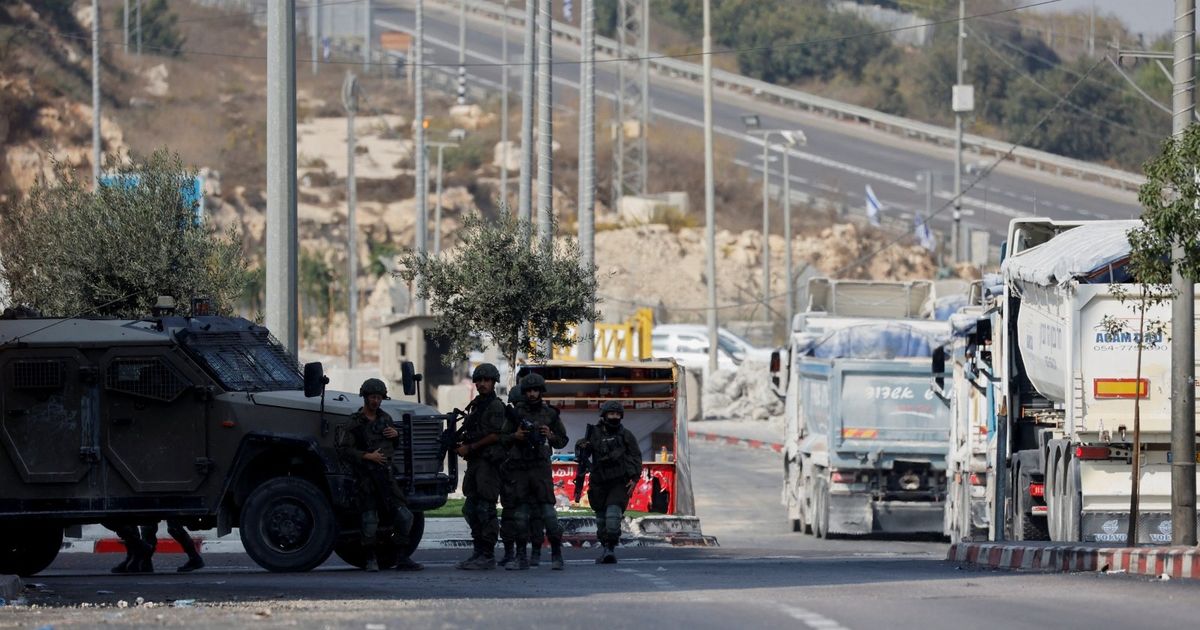 إسرائيل تواصل هجمات الخليل وتهجر أكثر من ألفي فلسطيني من بيوتهم
