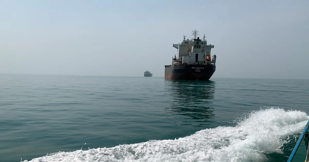 إيران تعيد توجيه تجارتها شمالًا وتوسع النقل البري لتقليل تأثير الحصار الأميركي