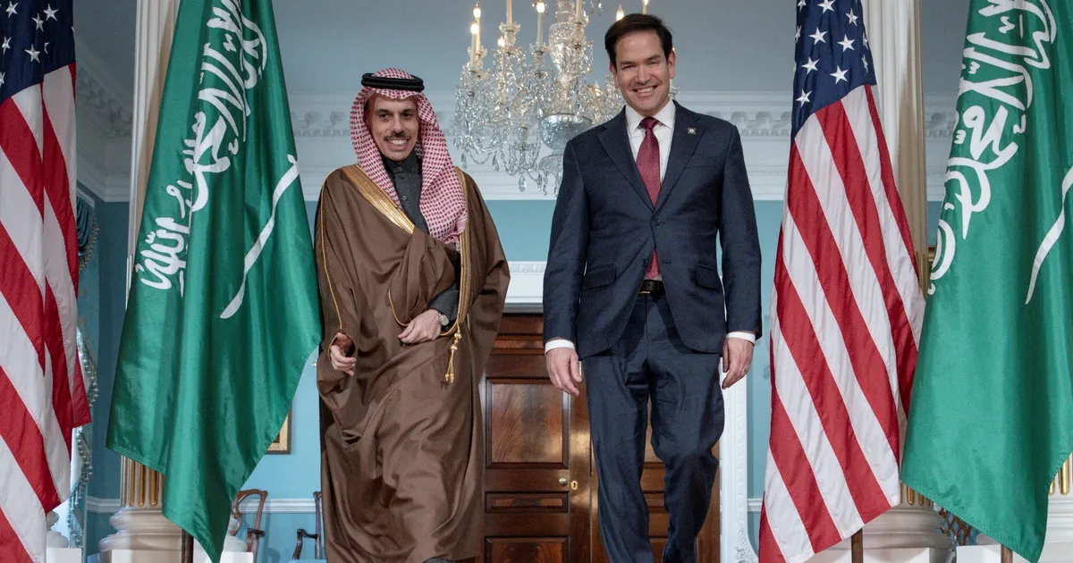 روبيو يؤكد لوزير الخارجية السعودي التزام واشنطن بأمن دول الخليج