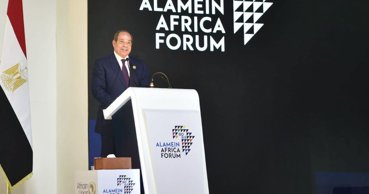 السيسي يحذر من مخاطر إجراءات أحادية تمس المصالح المائية لدول حوض النيل