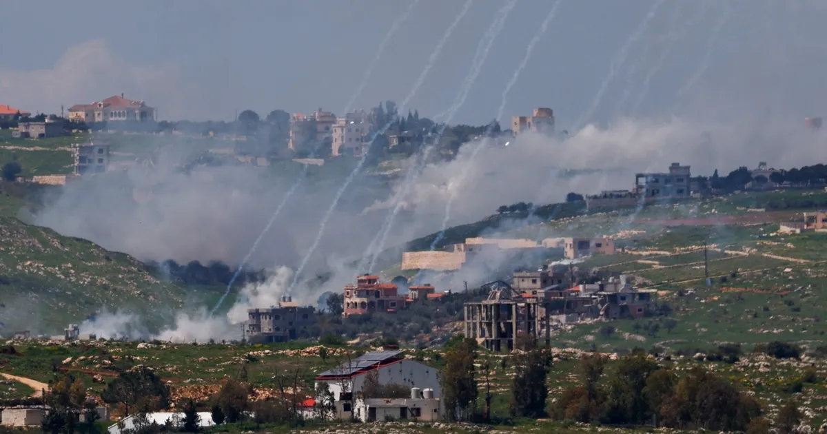 اقرأ الخبر إن فاتك: التطورات الميدانية في جنوب لبنان تسير بمعزل عن مسار مفاوضات إسلام آباد.