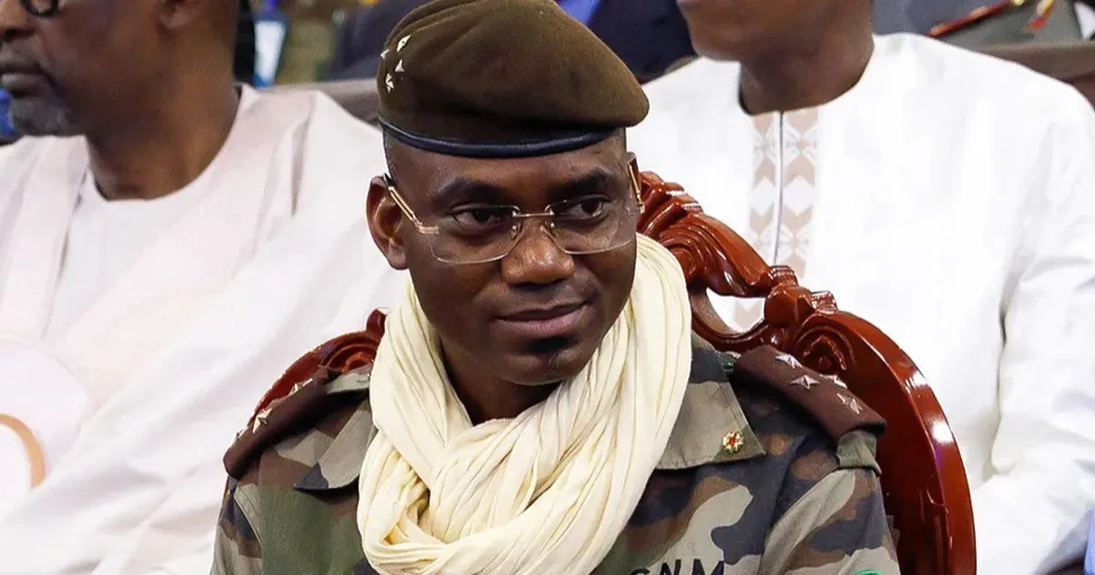 حكومة مالي: هجوم لجماعة متمردة يودي بحياة وزير الدفاع