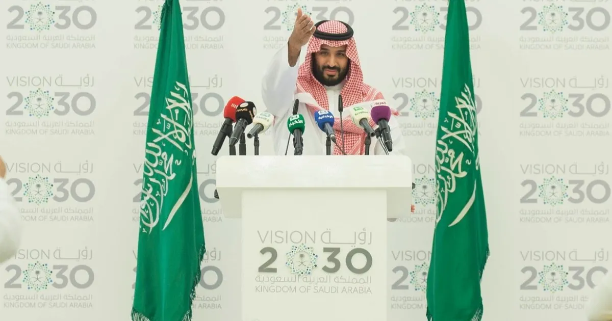 "رؤية 2030" السعودية تدخل مرحلتها الأخيرة.. ماذا تكشف أرقام 2025؟