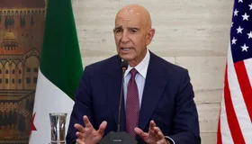 توم باراك: الحكومة السورية بقيادة الشرع "أعظم فرصة" للأكراد.. والشراكة مع "قسد" تغيرت