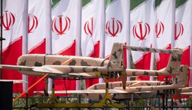 طهران تلوح بمراجعة عقيدتها النووية.. وتحذر إسرائيل من استهداف منشآتها