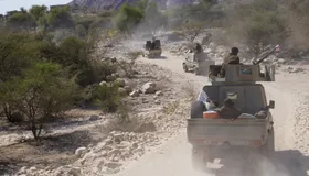 رئيس مجلس القيادة اليمني يعلن الطوارئ ويدعو قوات الإمارات إلى الخروج خلال 24 ساعة