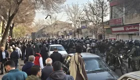 احتجاجات إيران| طهران تتعهد بالرد على أي ضربة أميركية.. وإسرائيل تتأهب لـ"تدخل محتمل"