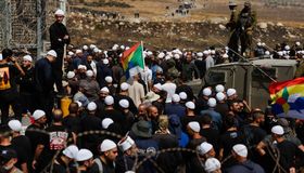 السويداء.. من محاولات "النأي بالنفس" إلى دائرة صراع مسلح