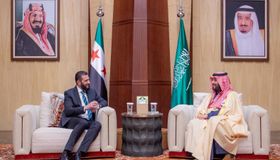 ولي العهد السعودي للرئيس السوري: ندعم وحدة سوريا وندين الاعتداءات الإسرائيلية السافرة