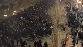 الاتحاد الأوروبي يدين قمع المظاهرات في إيران ويطالب بالإفراج عن المعتقلين