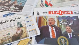 ترمب يحذر إيران من رفض "غصن الزيتون": اتفاق نووي أو أقصى الضغوط
