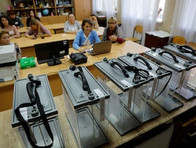 بدء الاستفتاء على تقرير المصير في 4 مناطق أوكرانية